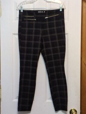 Design Lab Lord & Taylor Plaid Skinny Pants Size 28 Zipper Detail Dark Academia
